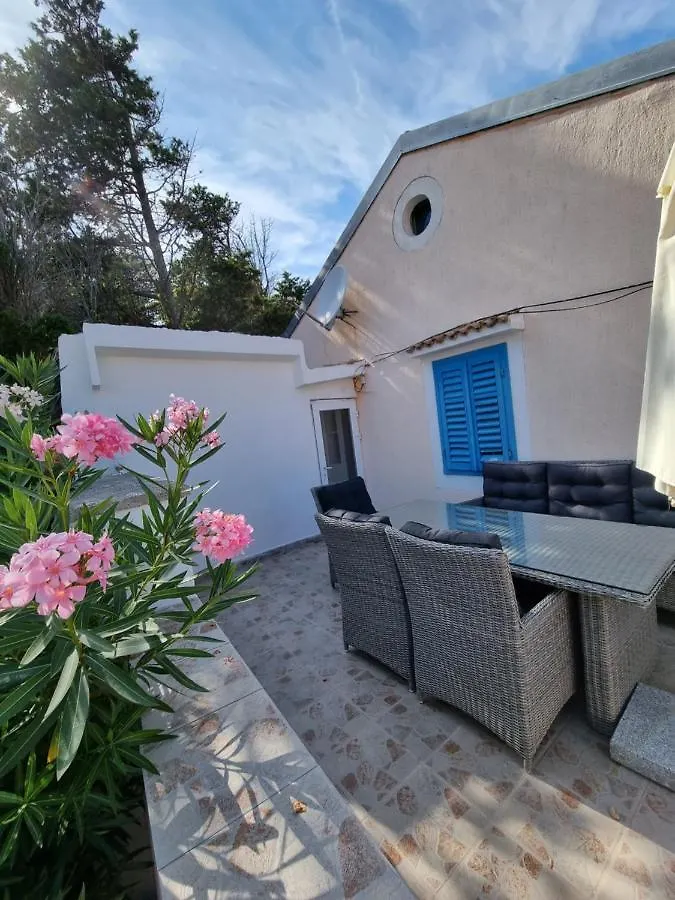 Narcis Central Apartment With Sea & City Views Croatia